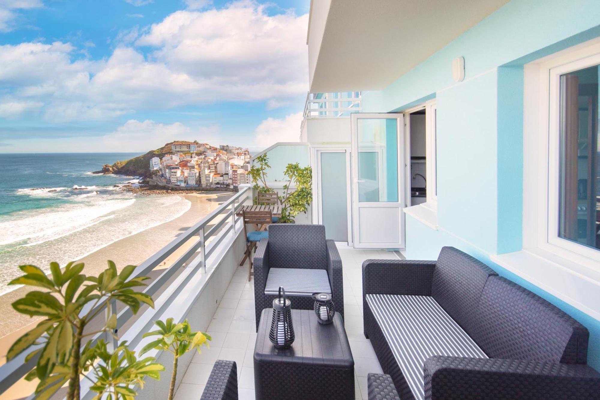 Ag Apartamento Nordes Malpica Primera Linea Playa Exterior foto